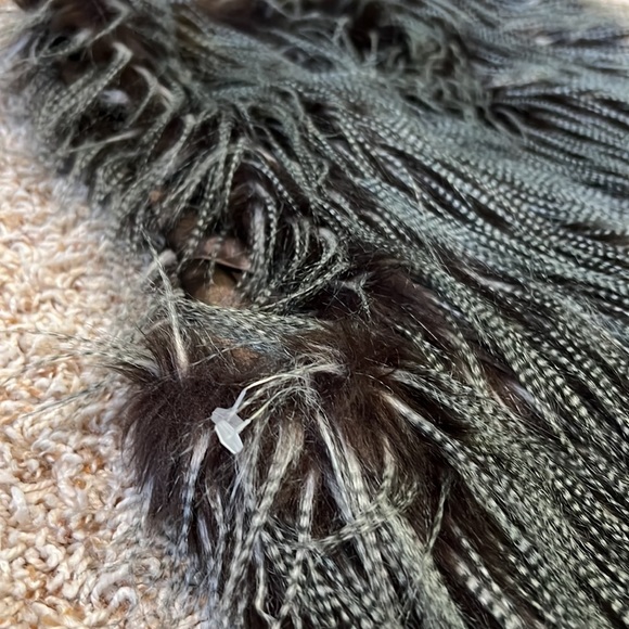 Max studio furry vest - Picture 4 of 5